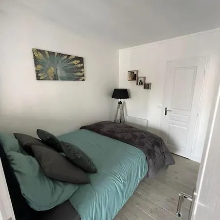 Appartement 1 Chambre Proche Gare Et Centre Ville Poissy Exterior foto
